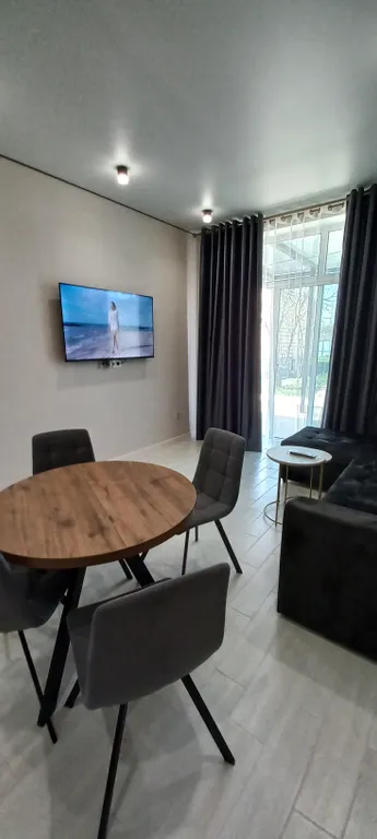 Коттедж Апартаменты в 150 метрах от моря и 200 метрах от лианового леса — аренда посуточно в Приморский