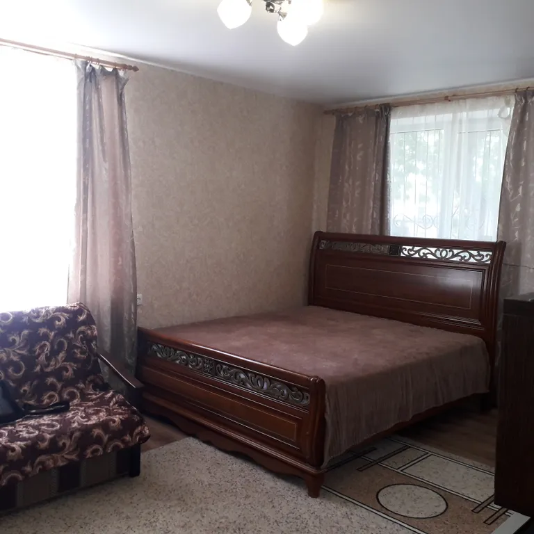 Уютная квартира на 1 этаже — аренда посуточно в Новофёдоровка