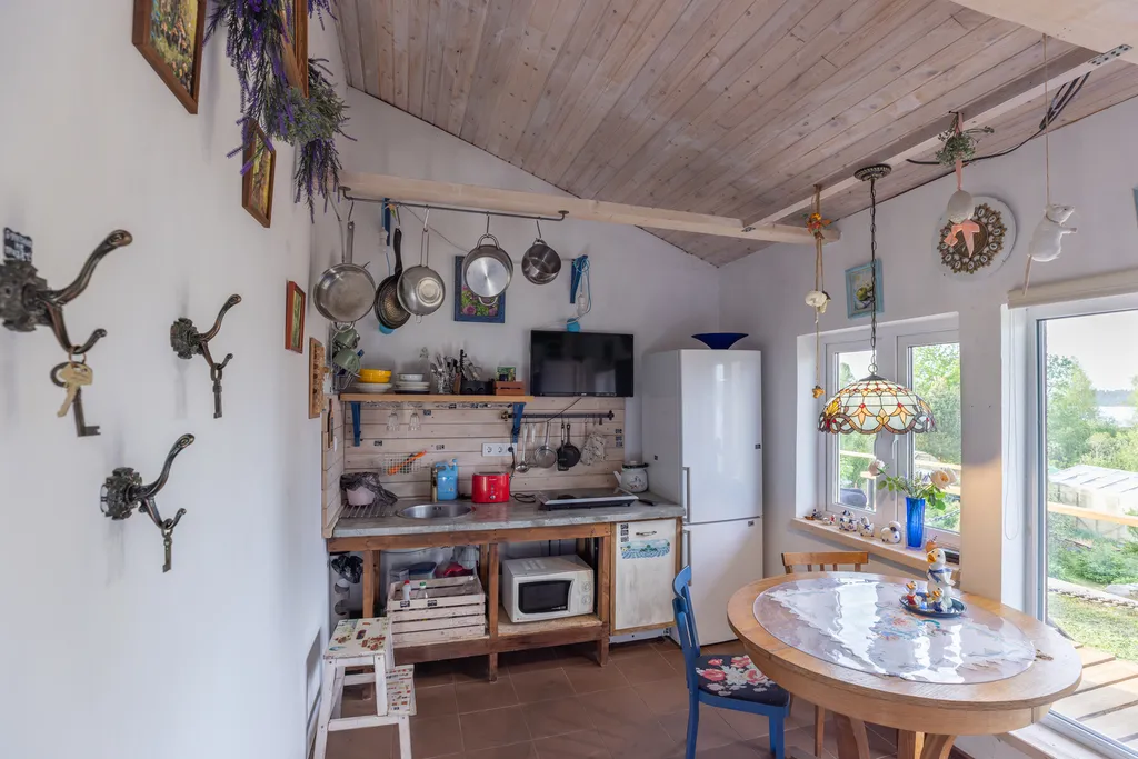 Три Галки Дом в саду