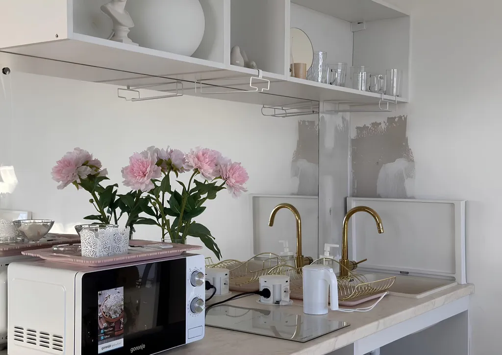 Атмосфера комфорта студия Ваниль с открытым балконом