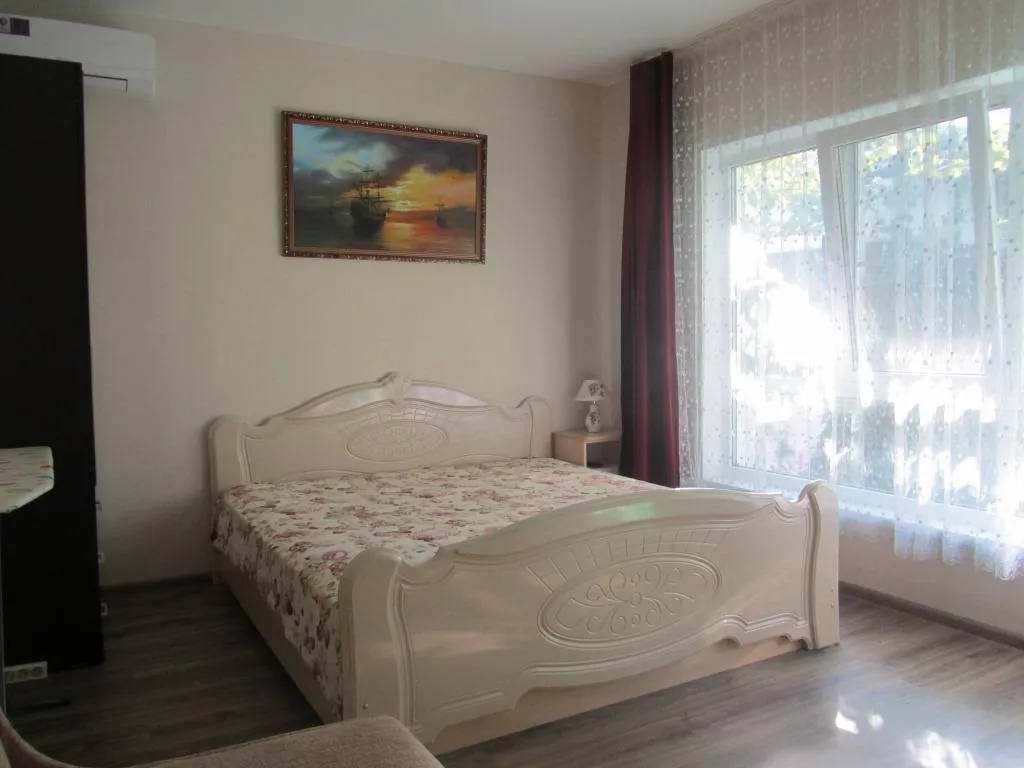 Квартира Квартира Уютная студия с собственной террасой для отдыха — Ейск