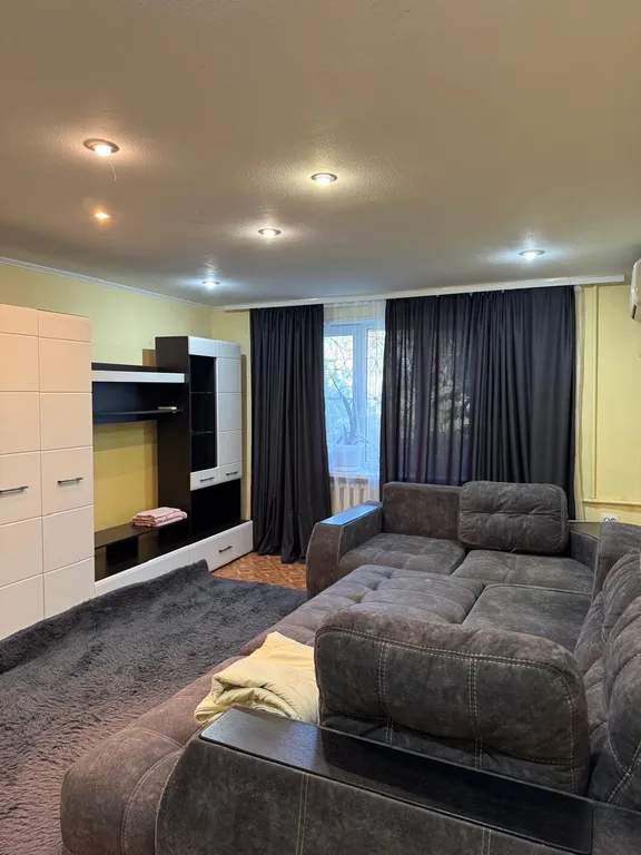 4-комнатная Квартира