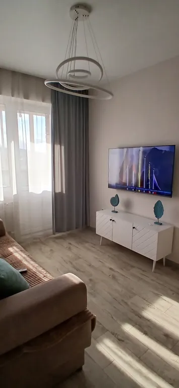 Уютная квартира с хорошим видом на проспект