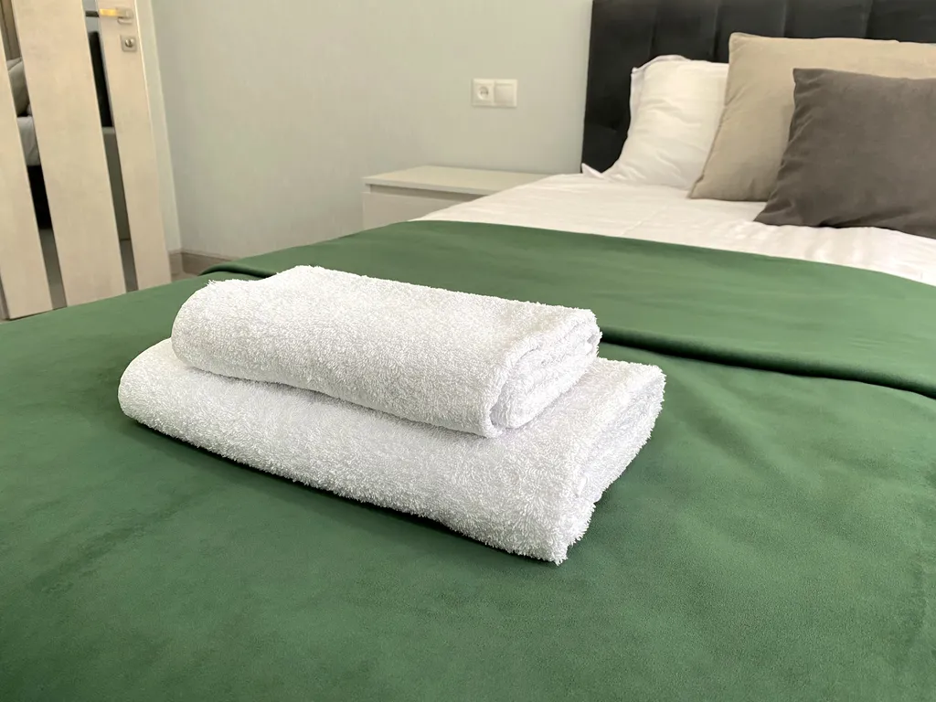 Уютный апартамент на берегу реки с видом на горы