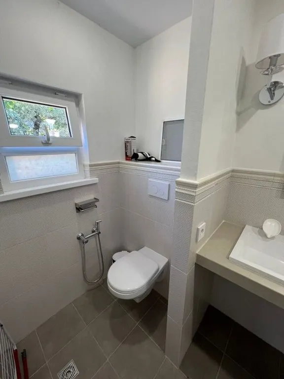 Уютный видовой коттедж