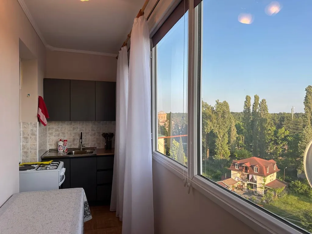 Уютная солнечная квартира