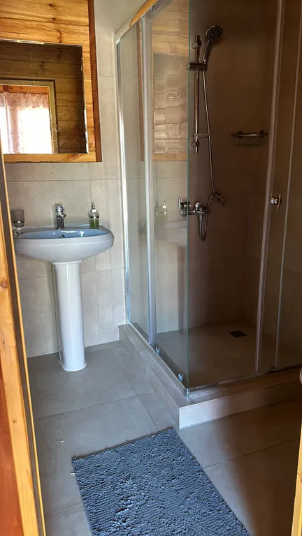 Коттедж 1-комнатный Дом — Гагра