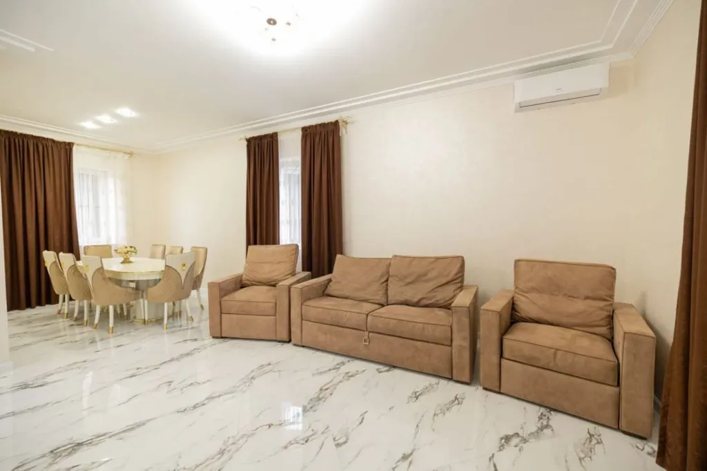 4-комнатный Дом