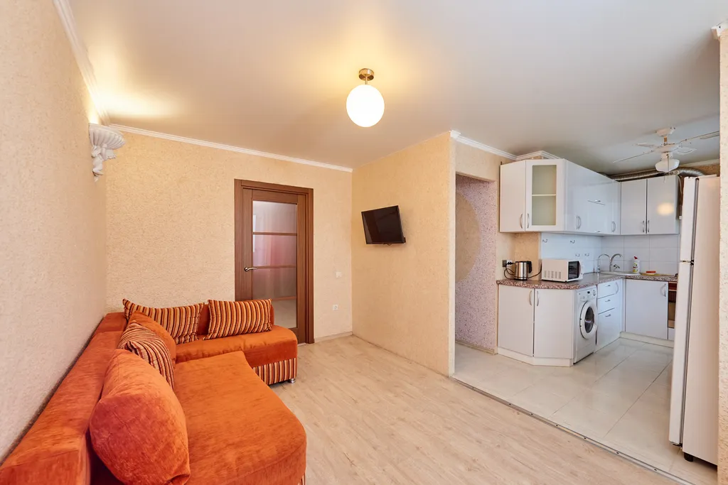 Евродвухкомнатная квартира на Тепличной