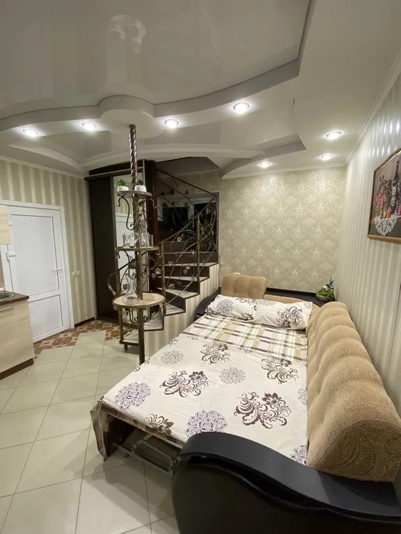 Квартира с бильярдом