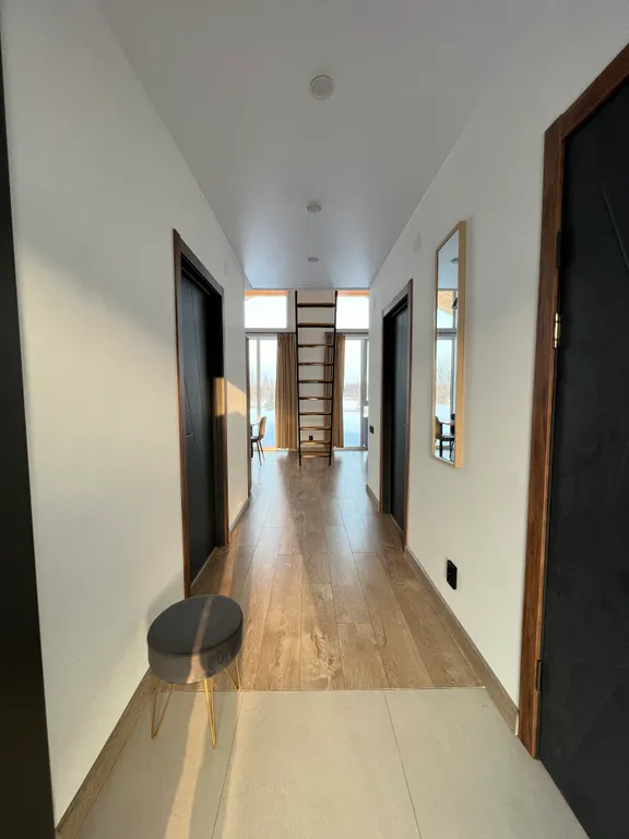 Барнхаус у озера