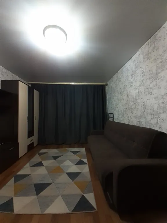 Уютная квартира с просторной кухней в тихом спальном районе