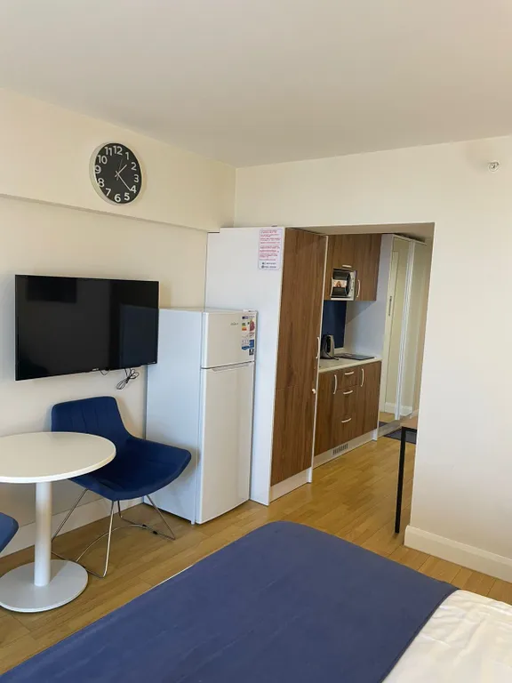 Студия с видом на море