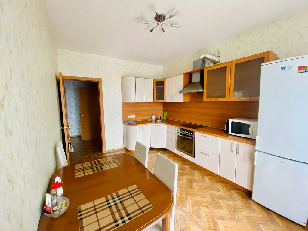 Квартира Однокомнатная квартира напротив ТРЦ Планета — Красноярск