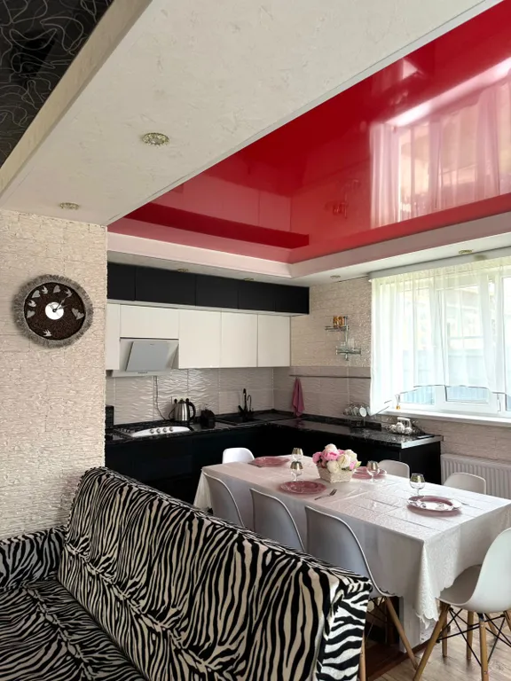 Уютный загородный дом у озера, с баней, для отдыха и праздника