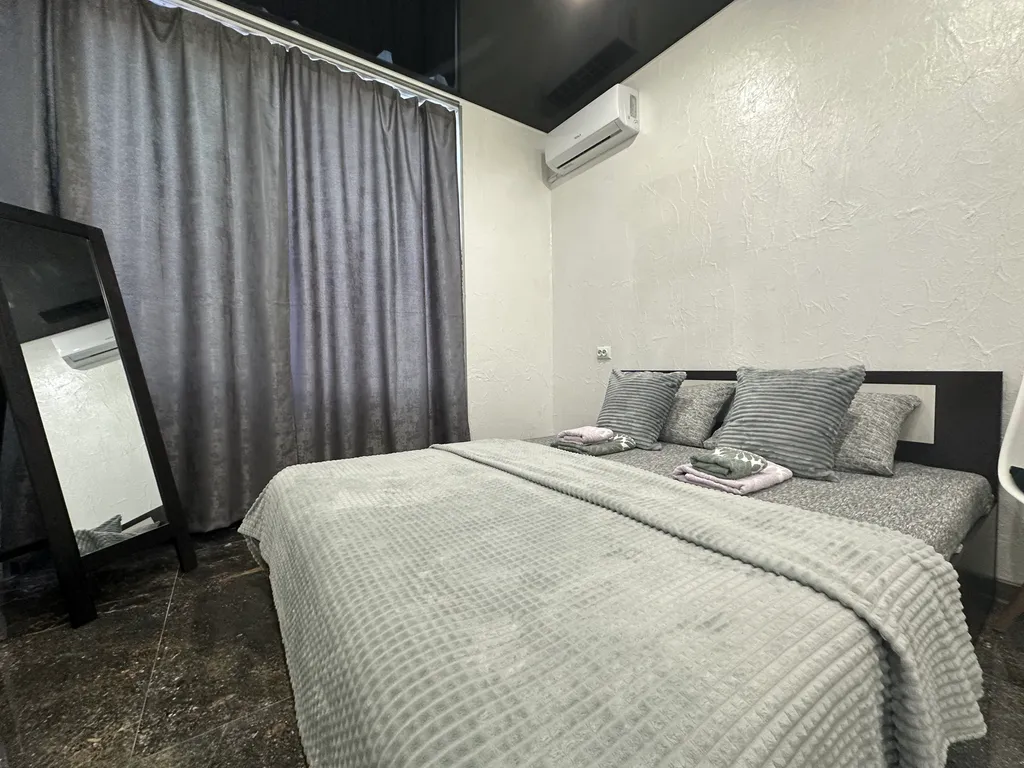 Квартира Апартаменты Лёгкость — Симферополь