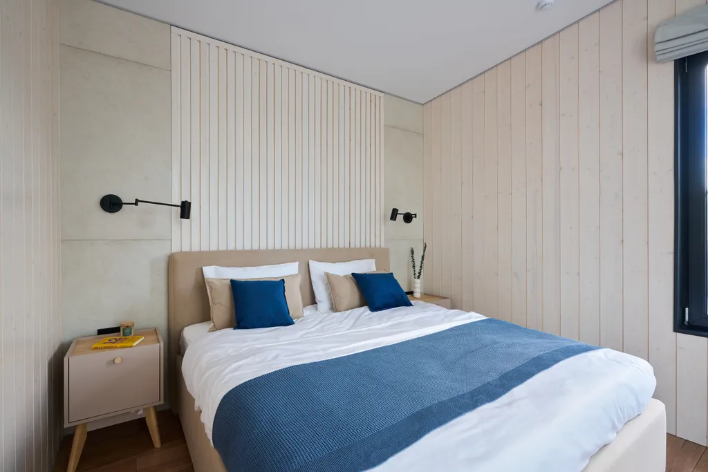 Коттедж Домик у реки в окружении сосен с камином, сауной и чаном — Семеновское