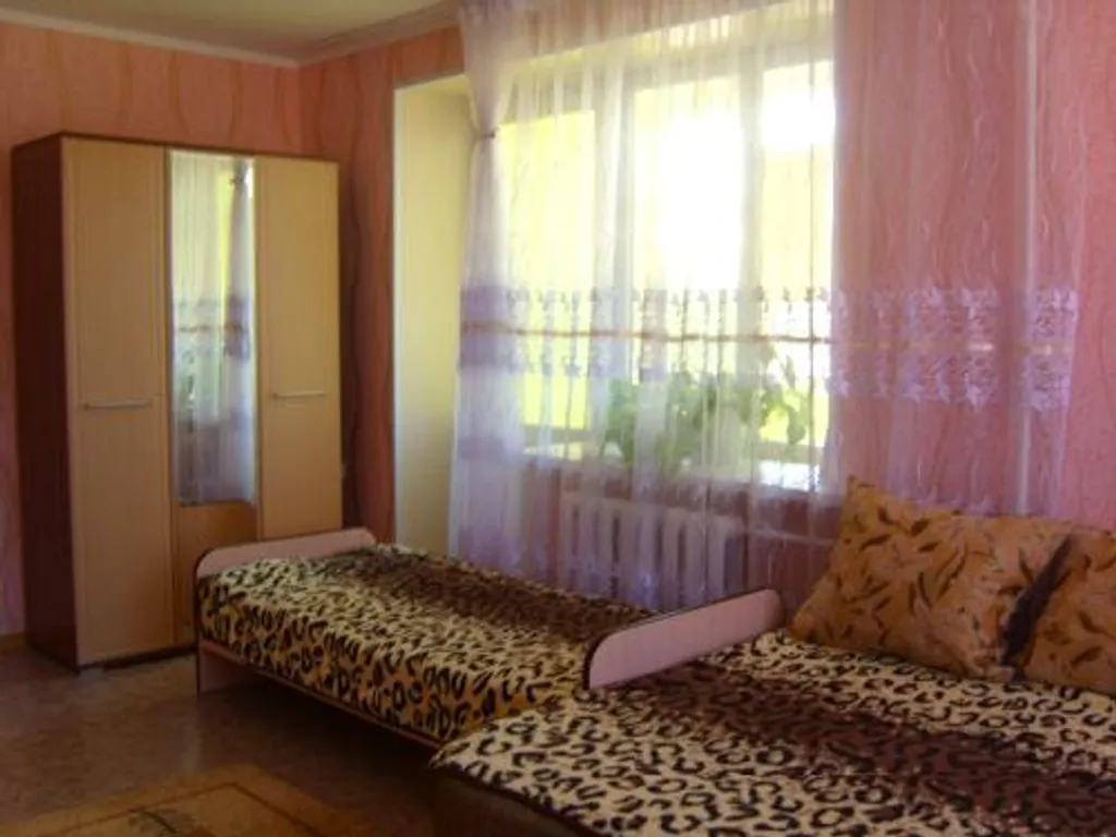 Уютная квартира в центре города — аренда посуточно в Соль-Илецк