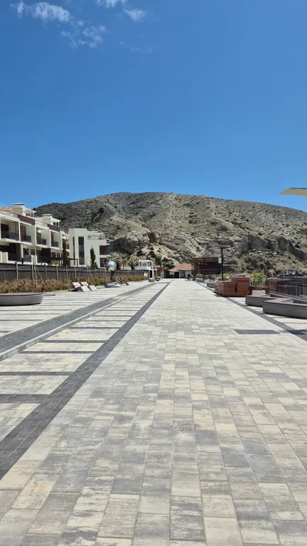 Апартаменты с бассейном