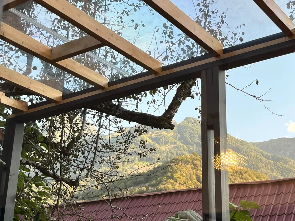 Дом-студия с купелью и домашним кинотеатром