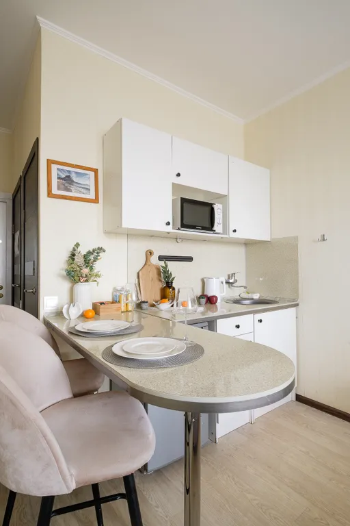 Студия-трансформер: барная стойка для завтраков, работы и ужинов