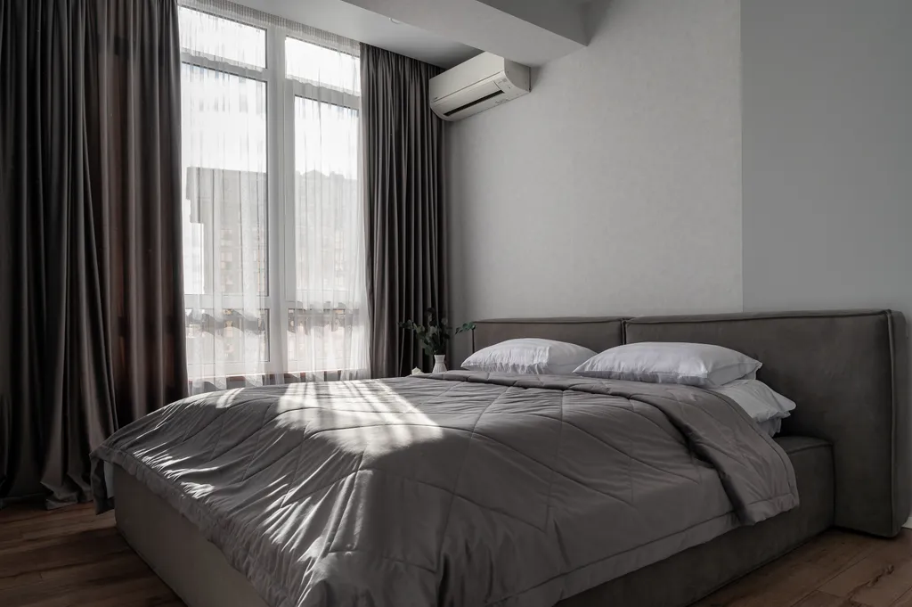 Просторная стильная квартира с видом на горы