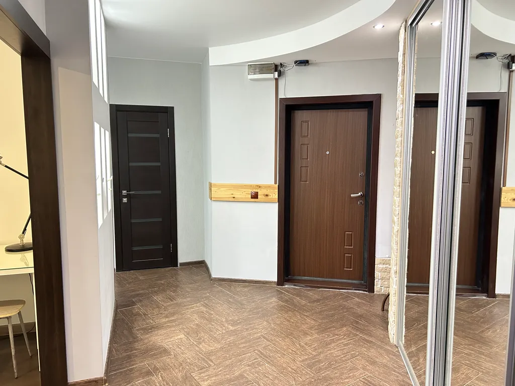 Светлая квартира у леса рядом с Волгой