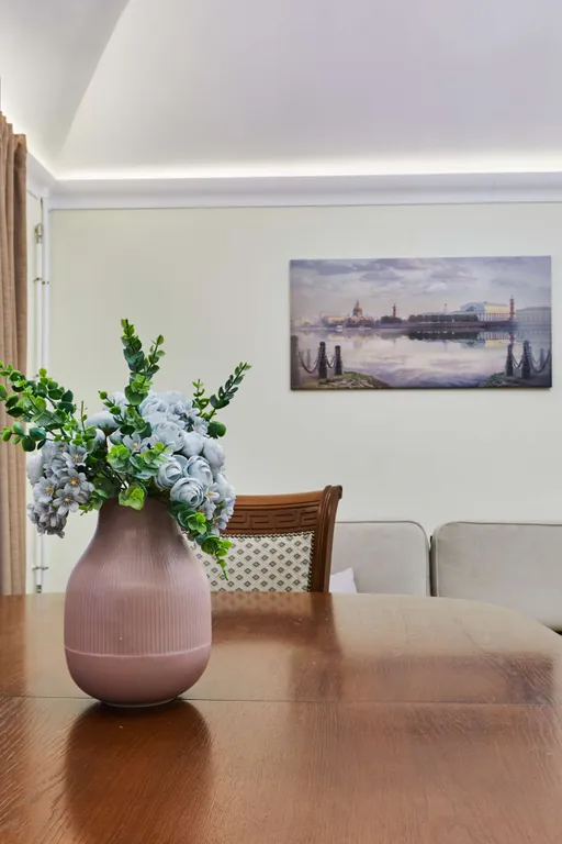 Однушка у медного всадника и набережной