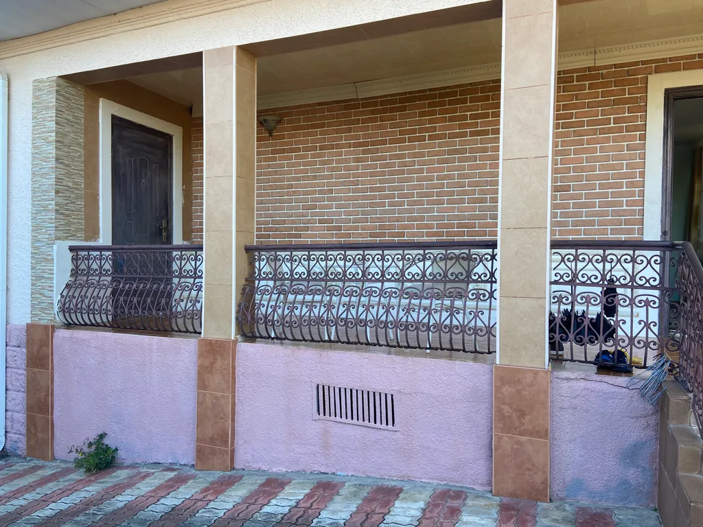 Райский уголок с видом на горы