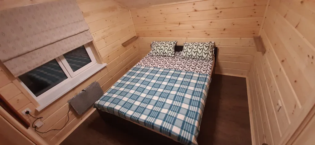 Коттедж с баней на дровах