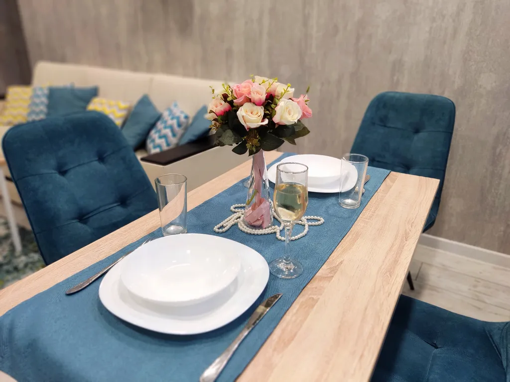 Комфортная трехкомнатная квартира в центре на Полежаева