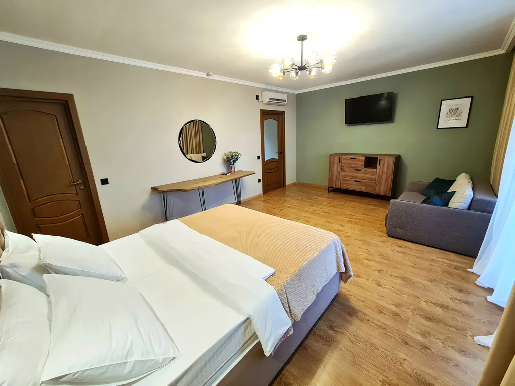 Супервидовая квартира в Ливадии рядом с морем