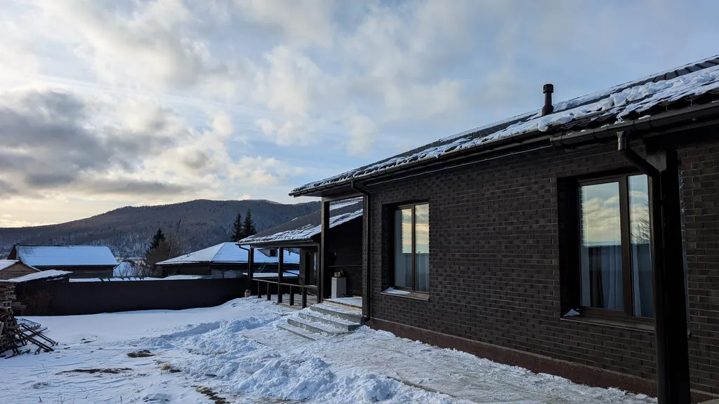 На берегу Байкала, очарования гостевого домика в Николе