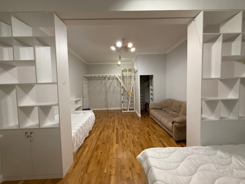 Квартира Квартира Просторная двушка (86 м2) в двух шагах от Исаакия! До 6 гостей — Санкт-Петербург