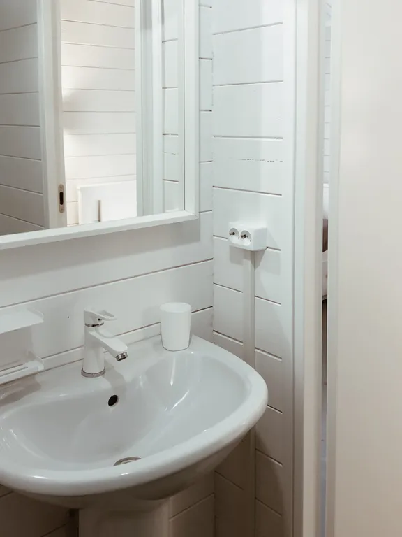 Ваш личный домик у моря с видом на бассейн