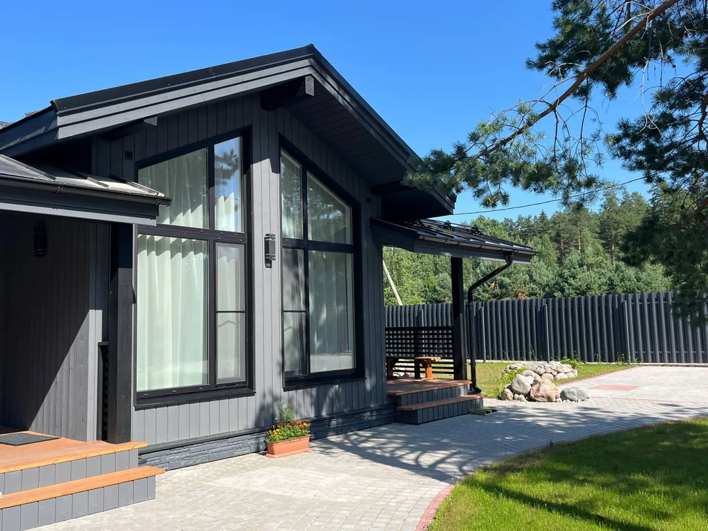 Роскошный коттедж на берегу озера — аренда посуточно в Приозерск