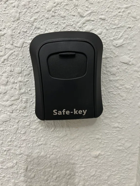 Стильные апартаменты рядом с морем