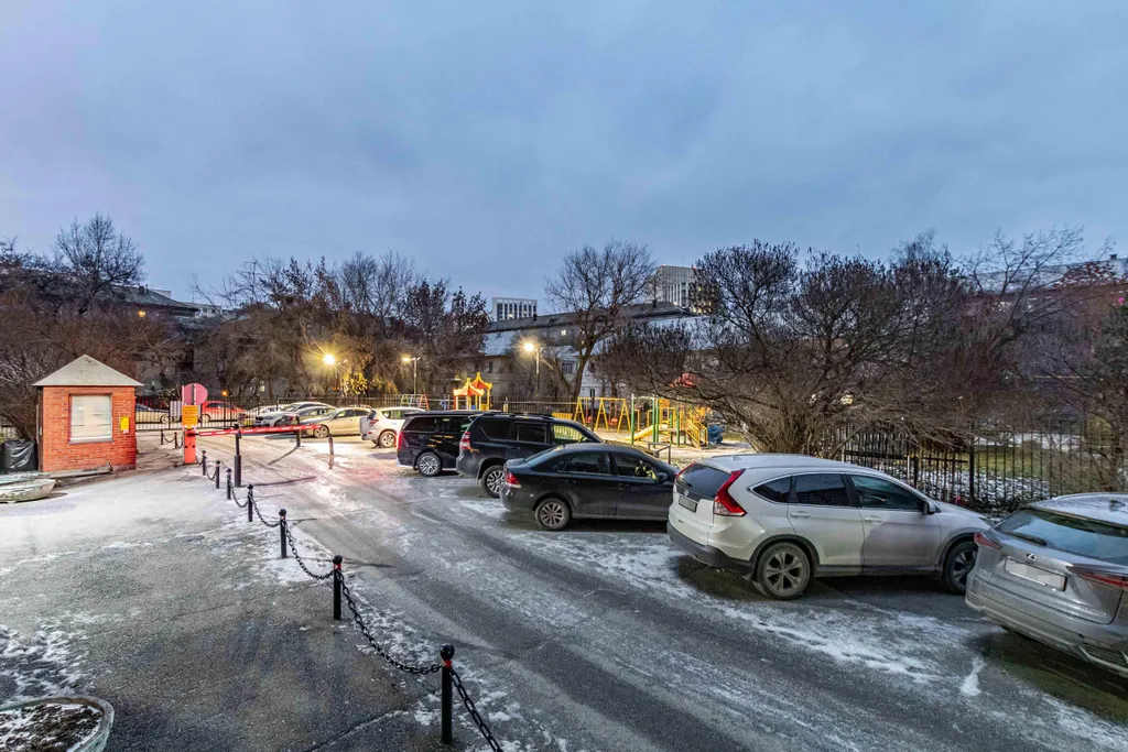 Квартира Комната студия с новым ремонтом около парка Маяковского — Екатеринбург