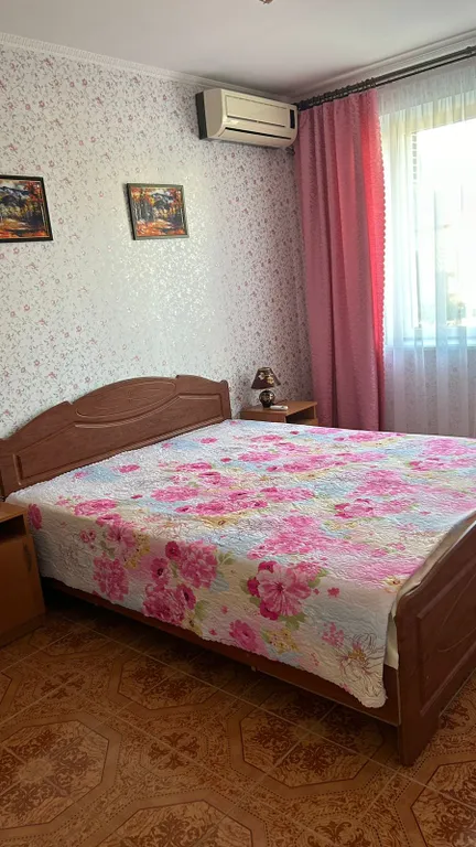 Квартира Комната — Новоотрадное