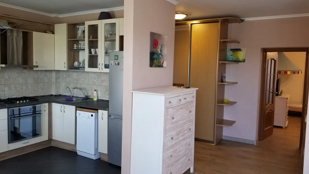 Просторная двухкомнатная квартира