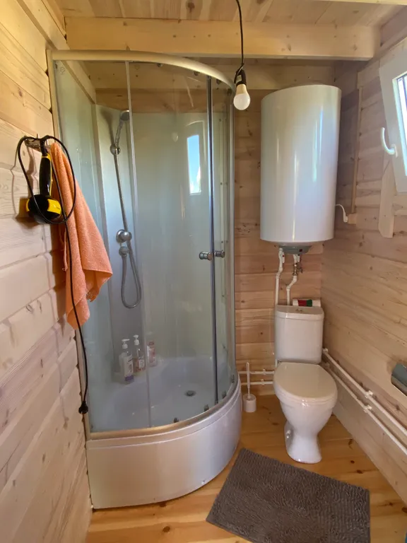 Коттедж на берегу озера