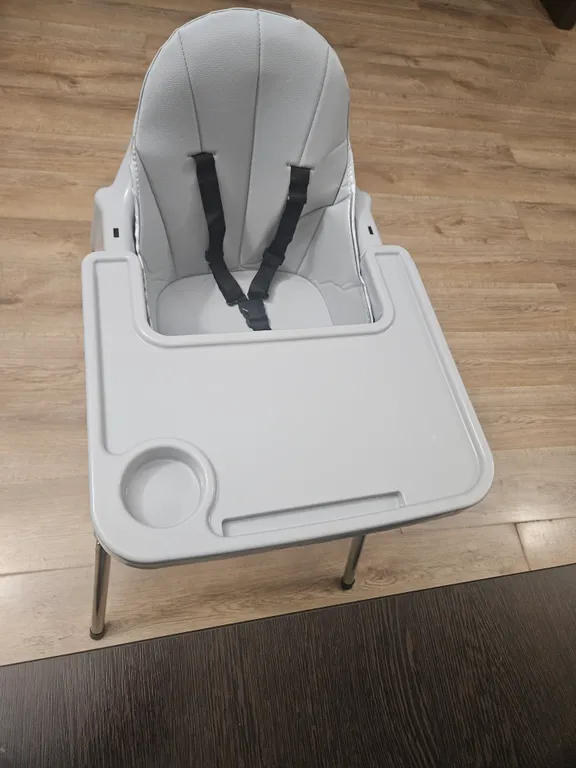 Апартаменты комфорт+ с 2 спальнями, балконом и с видом на горы и ярмарку