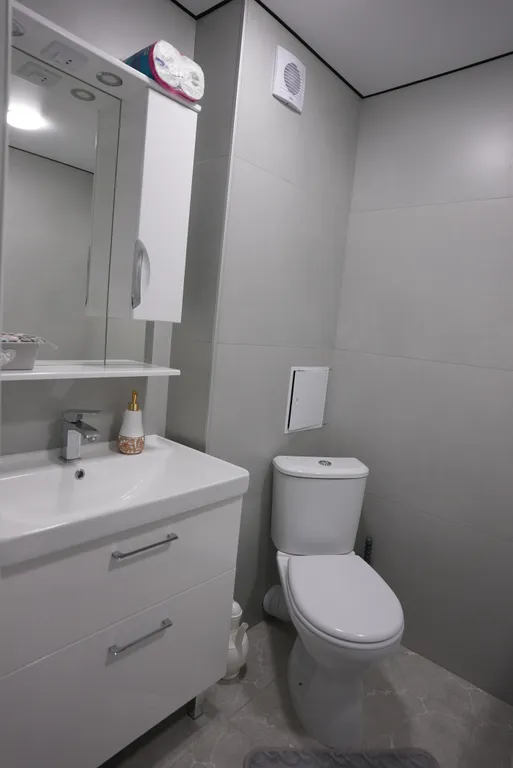 Чистая, уютная, свeтлая квaртиpа с новым евро ремонтом