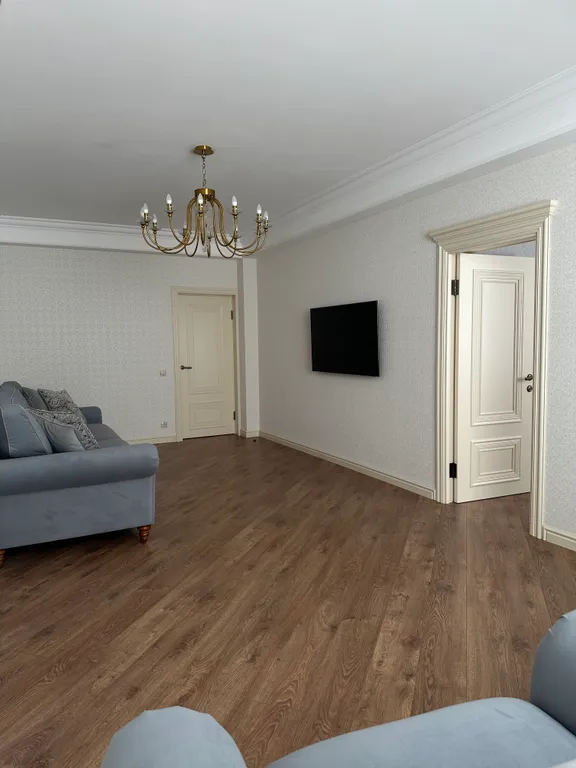 Трёхкомнатная квартира с дизайнерским ремонтом