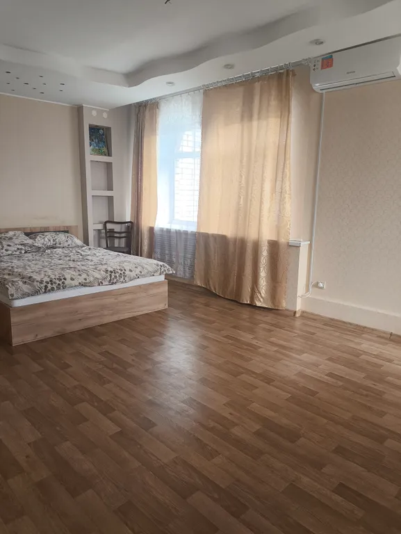 Двухэтажный коттедж с беседкой и баней для отдыха и проживания