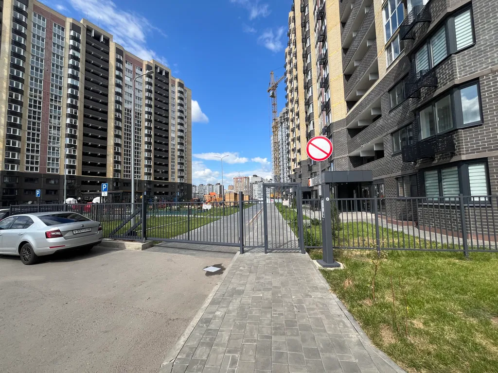 Светлая квартира с видом на закат в современном ЖК Геометрия