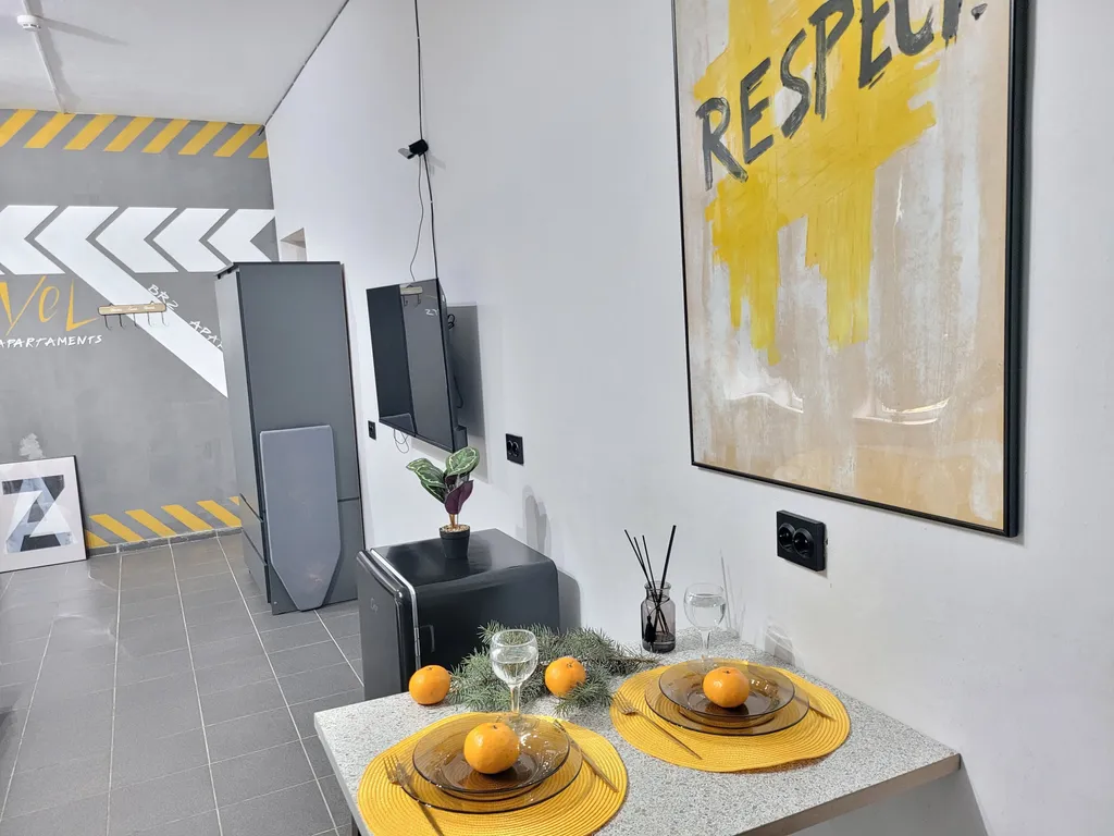 Апартамент лофт чернобелое