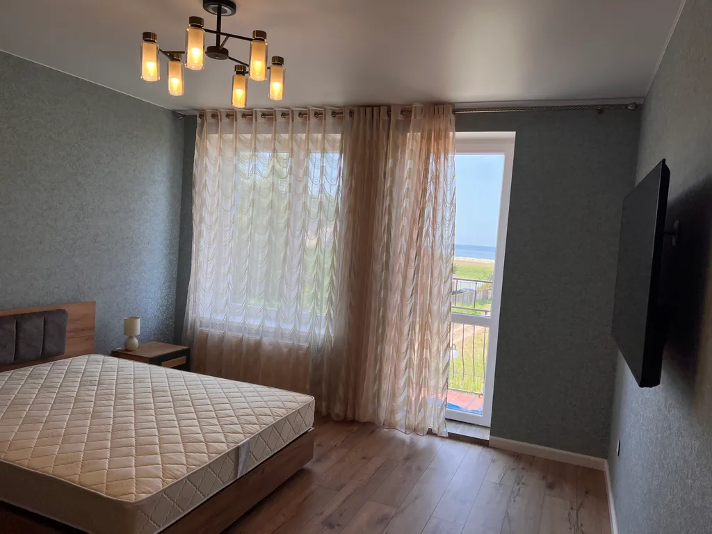 Новая квартира с видом на море