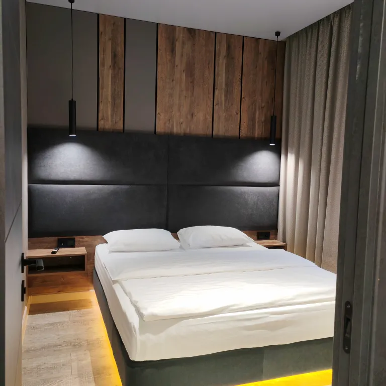 4-комнатная Квартира