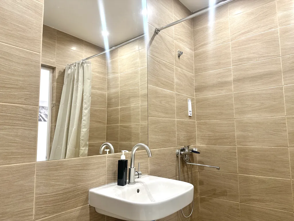 Светлый апартамент столица 2304